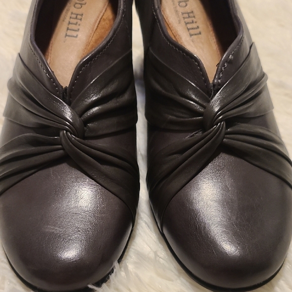 COBB HILL New Balance Elegant Gray Women's Leather 2" Heel Shoes - Size 9N - Picture 12 of 14